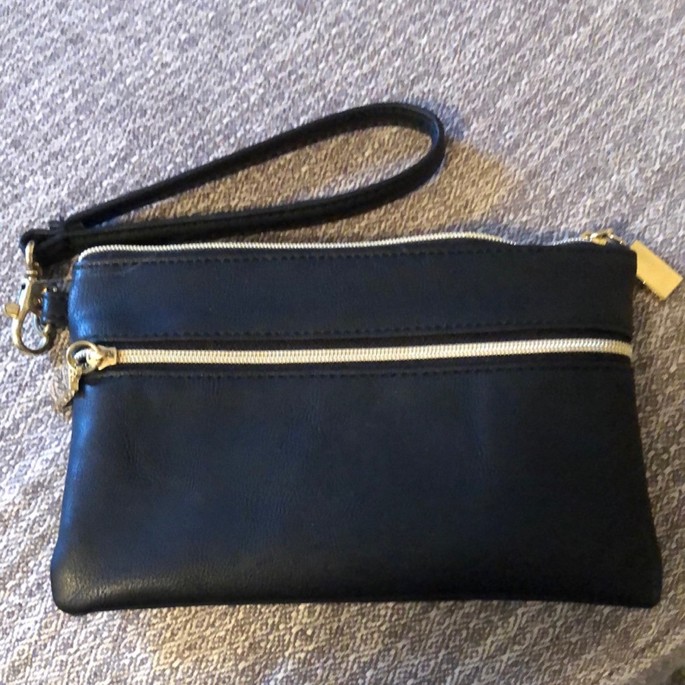 Nine West wristlet